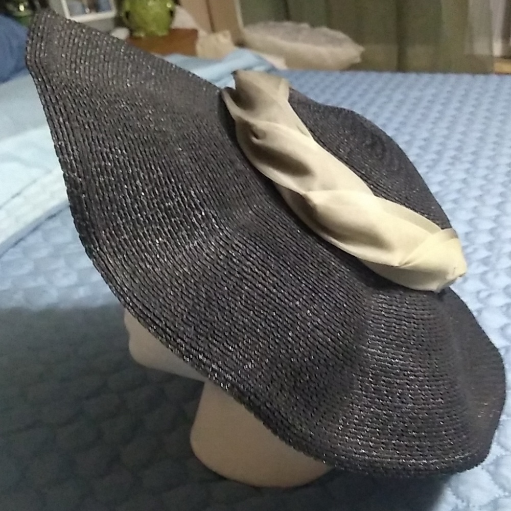 Vintage 40s/50s platter hat